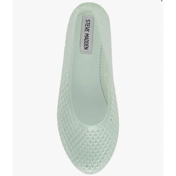 Steve Madden Women's Gyzmo Ballet Flat in Mint - Picture 6 of 15